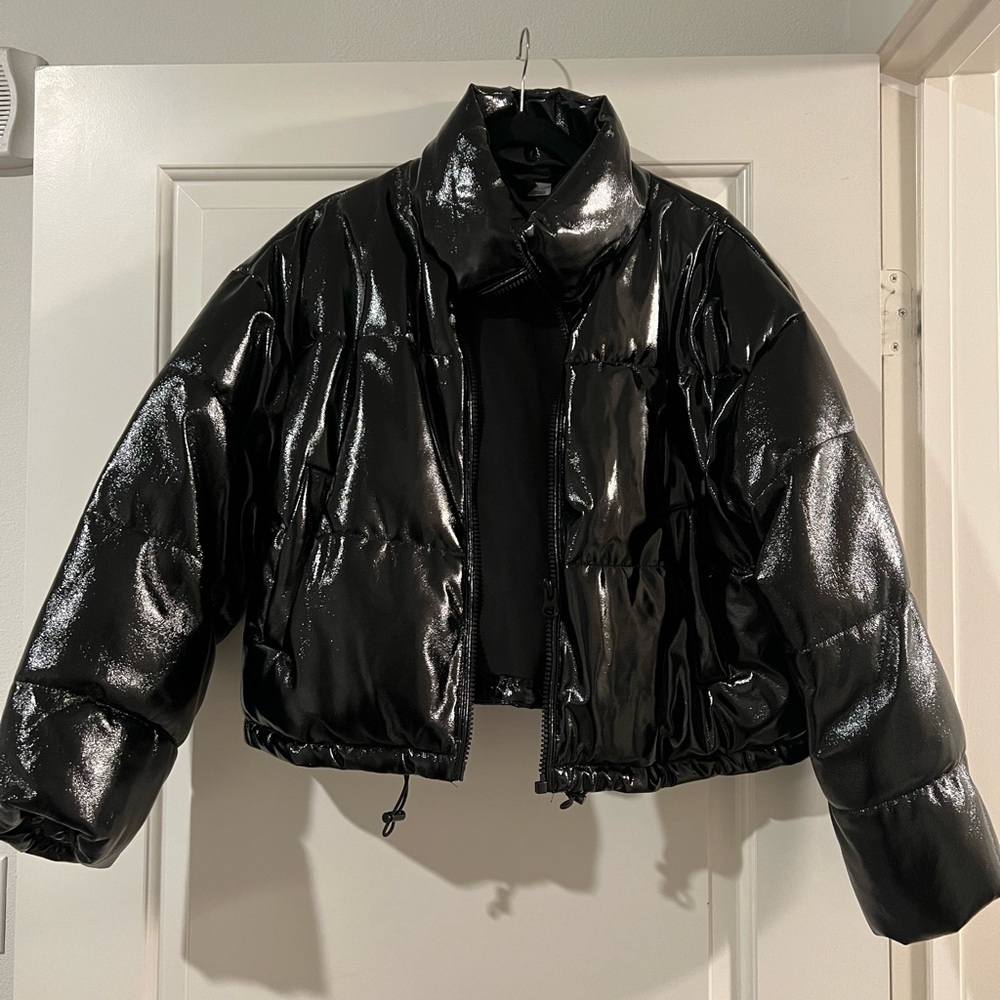 H&M cropped puffer jacket